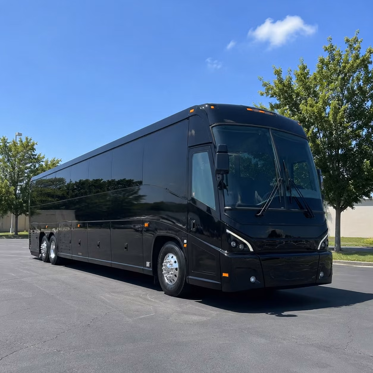 daily commuter shuttles between stockton and the greater central valley