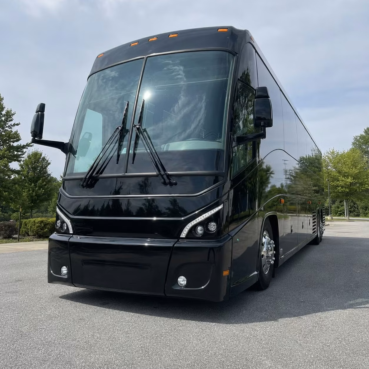 university and college campus employee shuttle service in stockton
